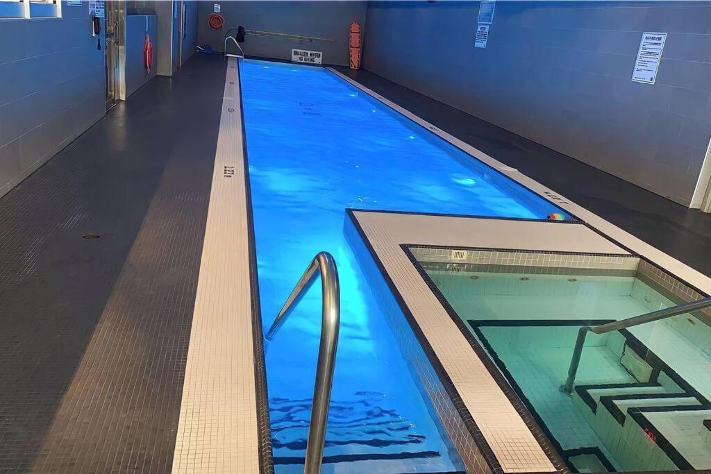 Comfort Two Beds Suite By Cn Tower Rogers Centre Plus Free Parking Toronto Kültér fotó